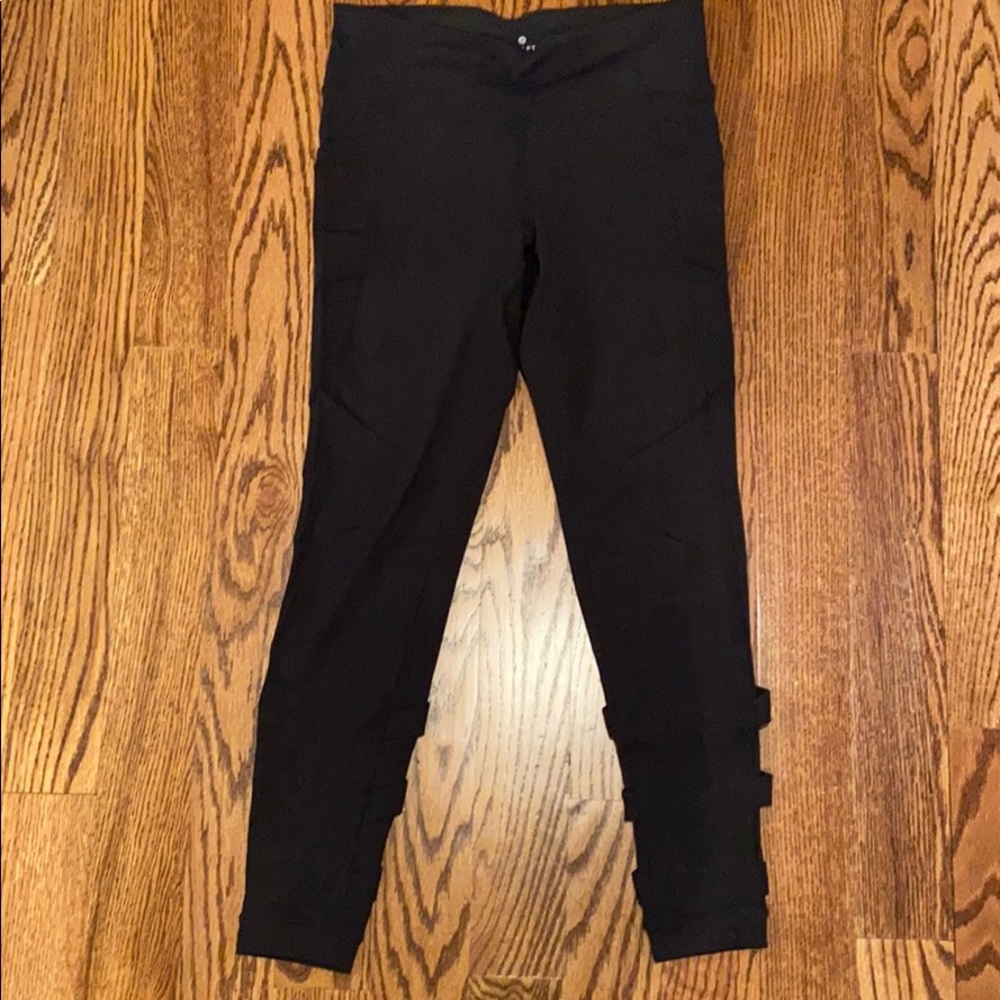 Women’s Athleta High Rise Chatarunga